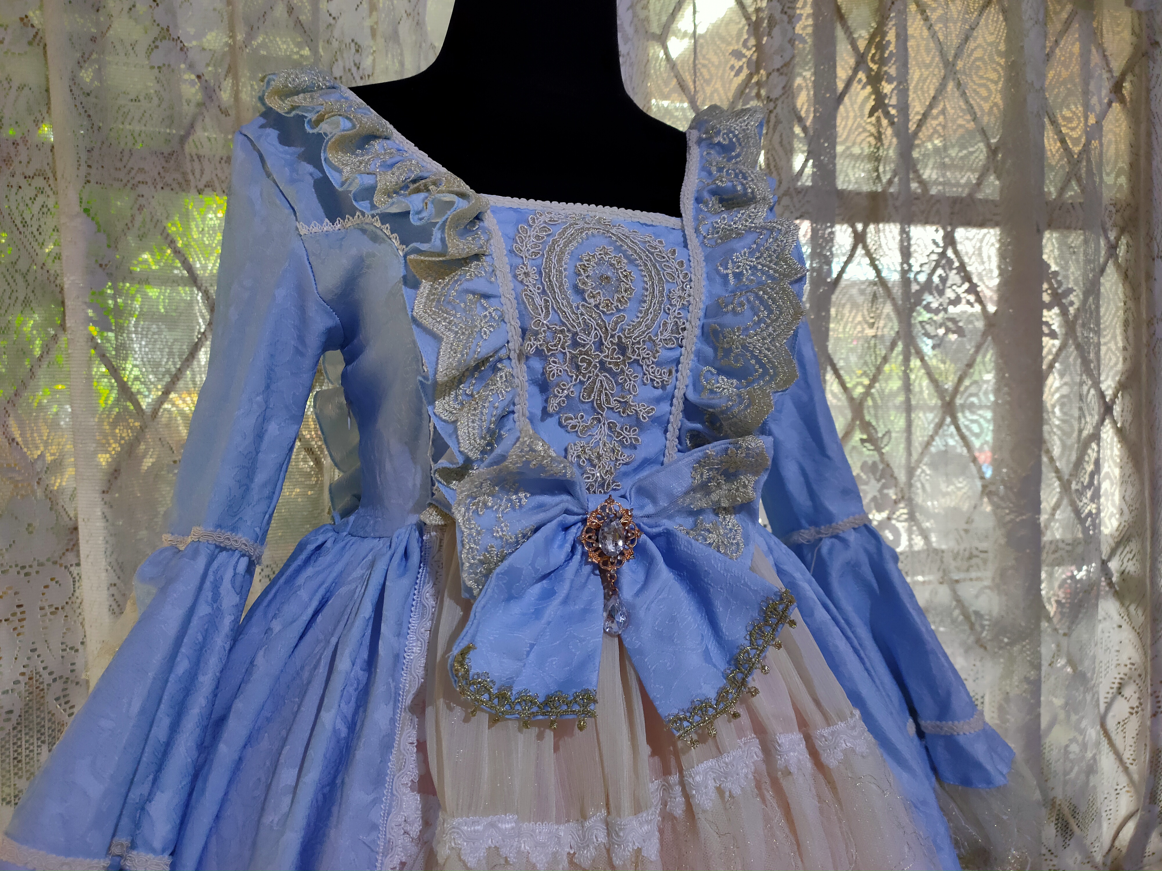 Lowbudget Cos - Foto 2